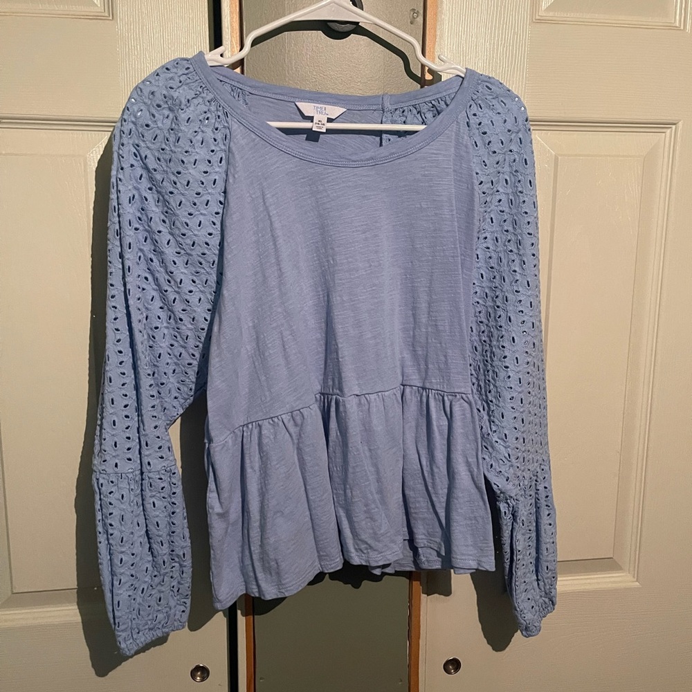 Time and Tru Flowy Top